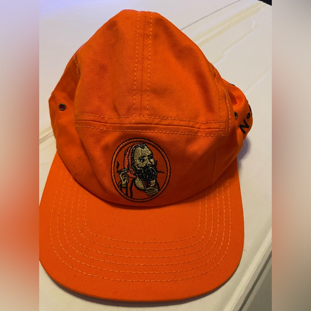 Zig Zag hat